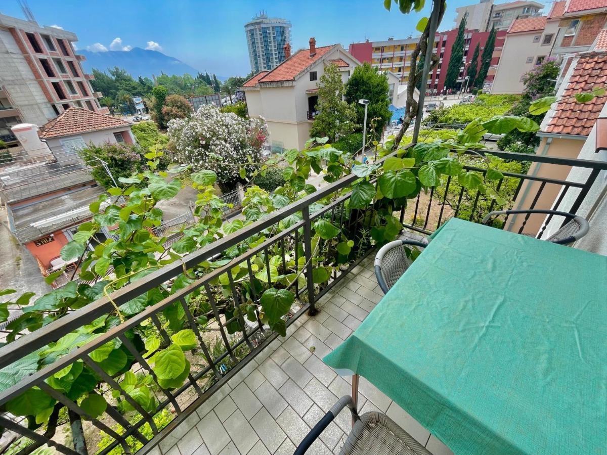 Garden House Будва Екстериор снимка