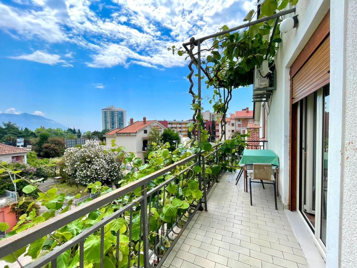 Garden House Будва Екстериор снимка